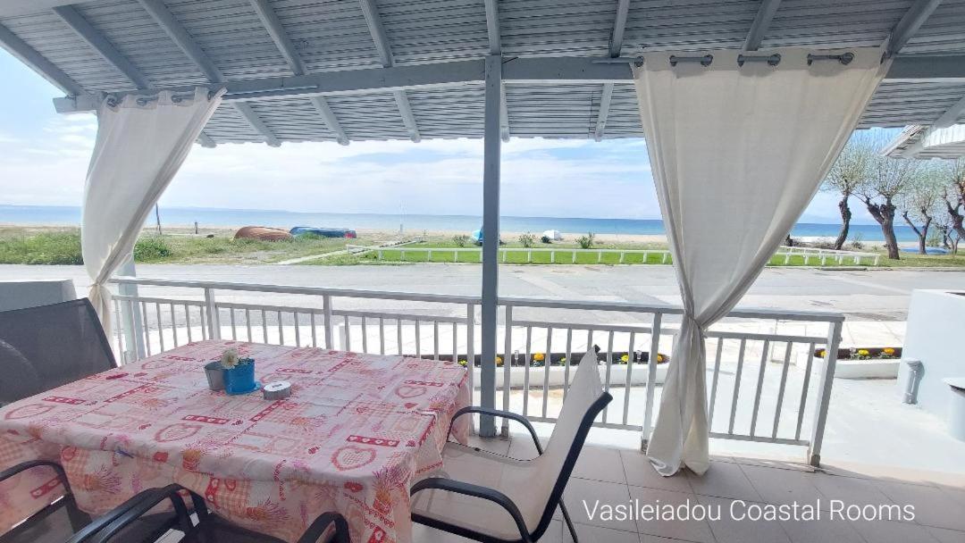 Vasileiadou Coastal Rooms Flogita Dış mekan fotoğraf